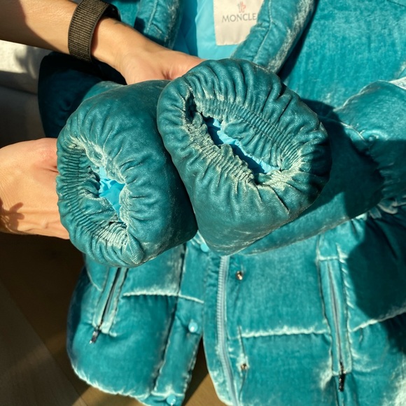 COPY - Moncler Blue velvet puffer coat - Picture 11 of 12